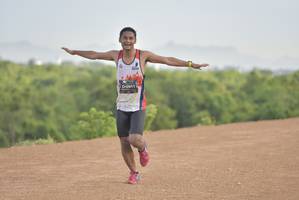 BIB: 911
                            <button type="button" onclick="openModal(5107417)" class="btn btn-primary btn-sm float-right btn-popup" data-toggle="modal" data-target=".modal-high-quality">
                        <i class="fas fa-shopping-cart"></i> Add to Cart
                    </button>
                                            <button type="button" onclick="isThisMe(5107417, true)" class="btn btn-success btn-sm float-right btn-popup btn-isme hidden" data-toggle="tooltip" data-placement="bottom" title="นี่คือรูปของคุณใช่ไหม คลิกที่นี่เพื่อเอาเข้าอัลบั้ม">
                        <i class="fas fa-plus"></i> Add to album
                    </button>
                    <button type="button" onclick="isThisMe(5107417, false)" class="btn btn-warning btn-sm float-right btn-popup btn-isnotme hidden">
                        <i class="fas fa-ban"></i> Remove from album
                    </button>